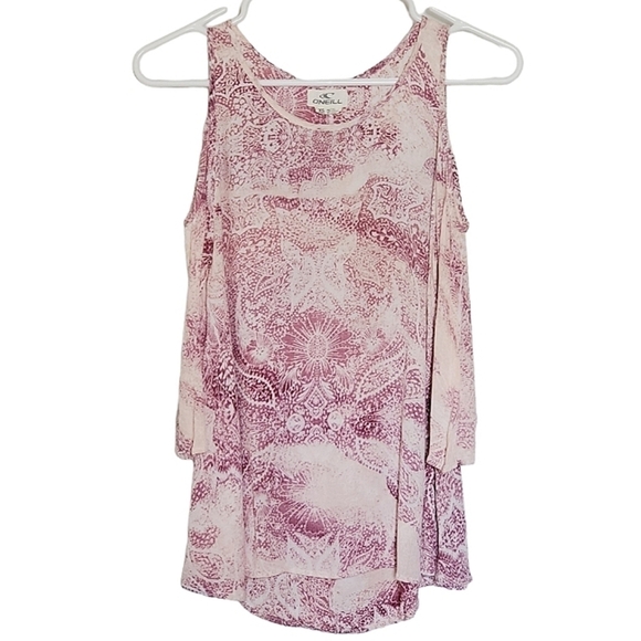 2108 * O'Neill Cold Shoulder Top Pink White Size XS - Picture 1 of 9